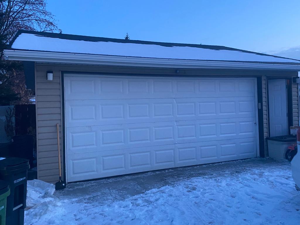 Emergency and fast response for all Garage Door Services in Edmonton and all surrounding areas
